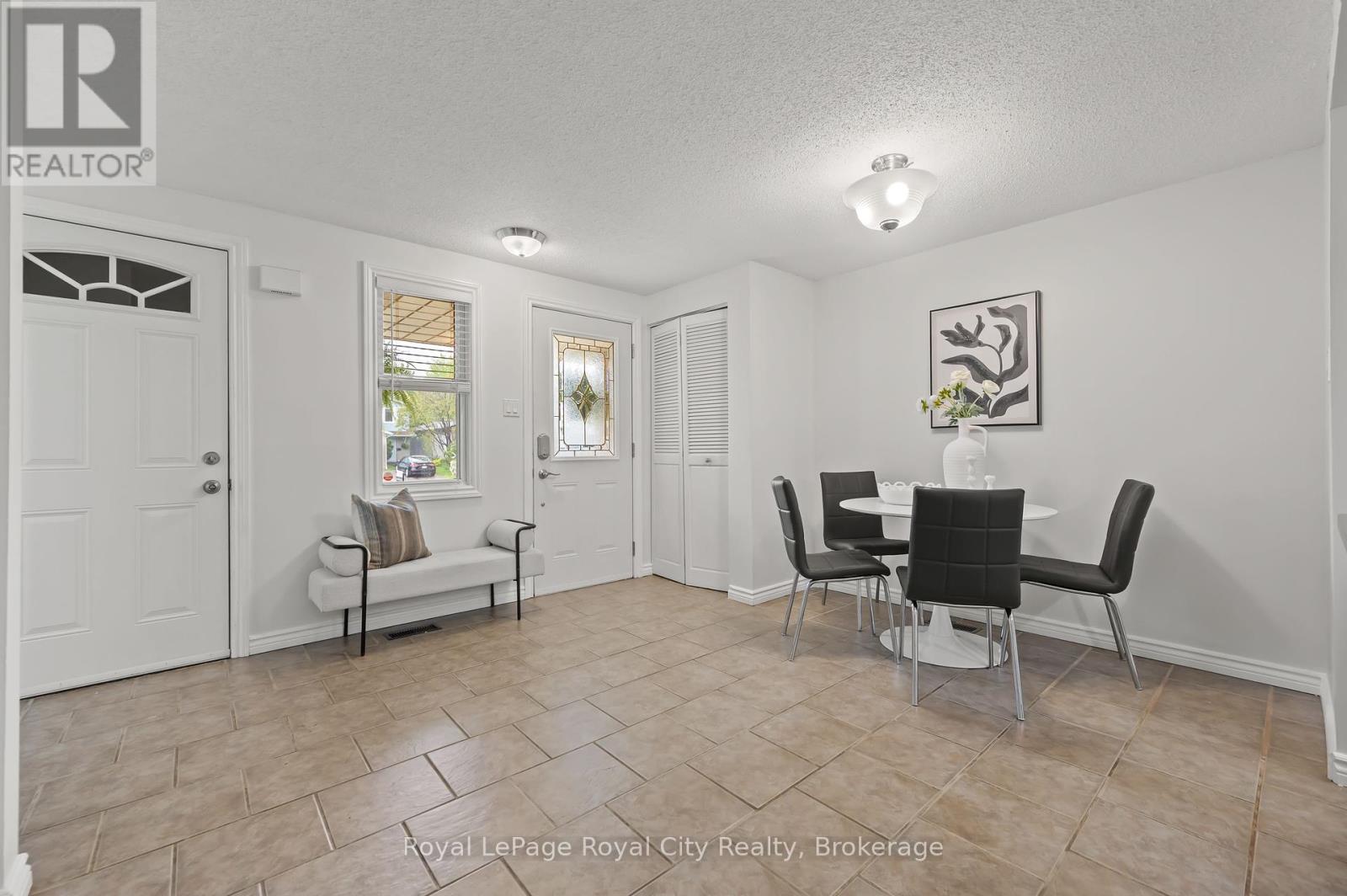325 AUDEN ROAD