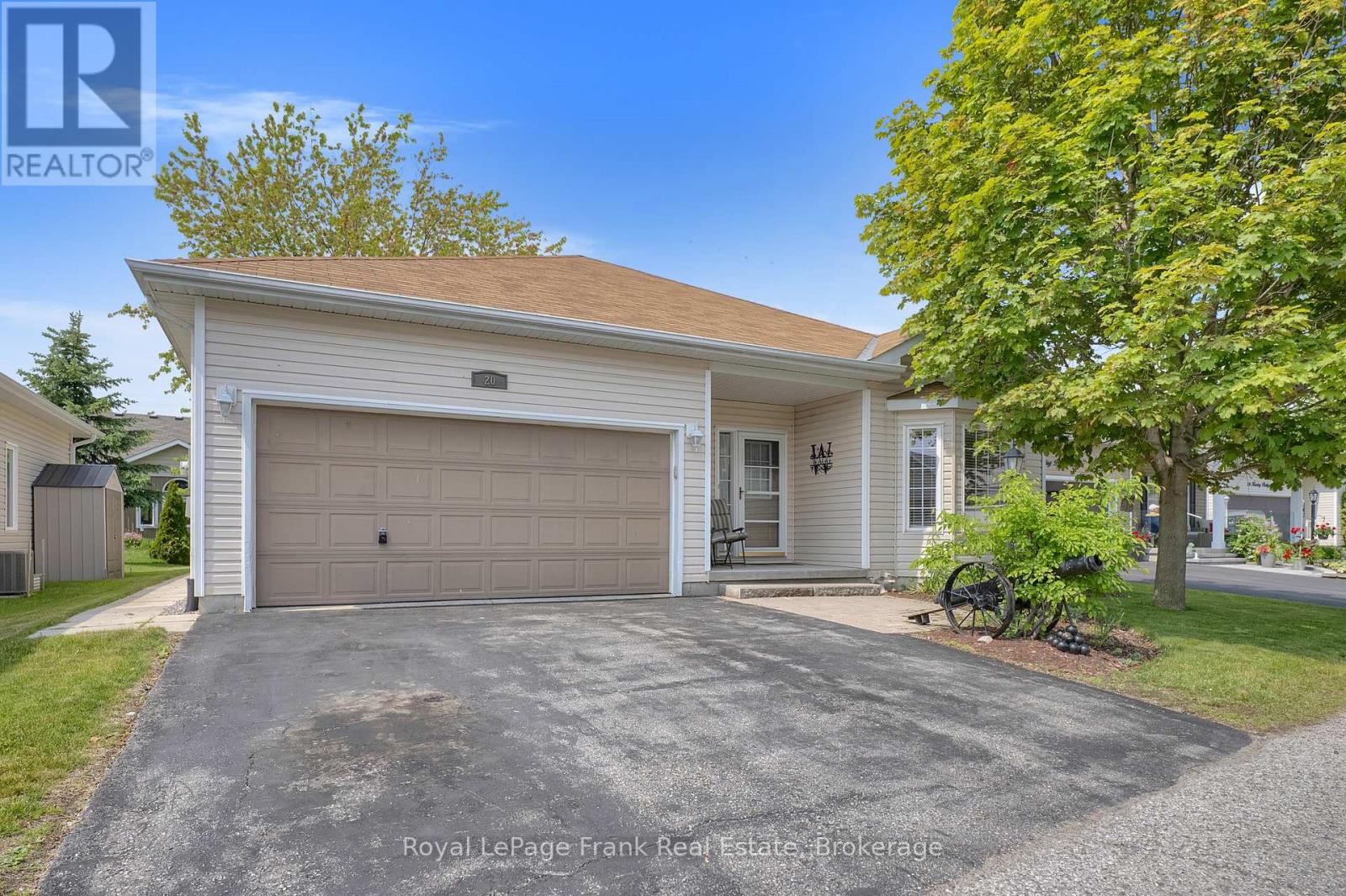 20 KISSINGBRIDGE LANE