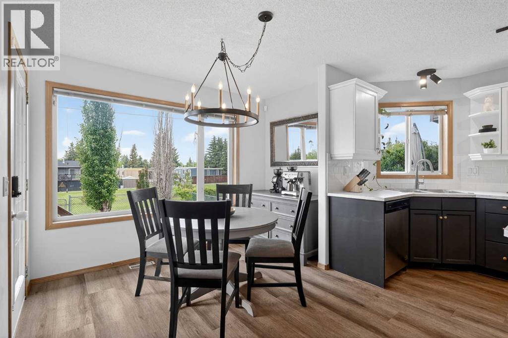 72 Springs Crescent SE