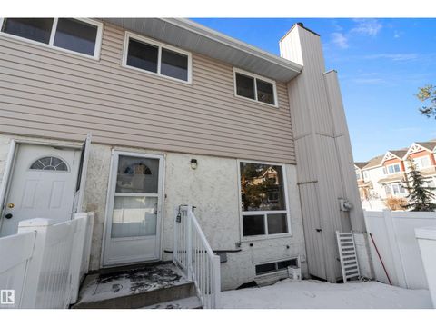 14583 121 ST NW Edmonton AB T5X2S2