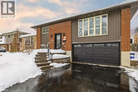 364 ROSELAWN Place Waterloo ON N2L5P1