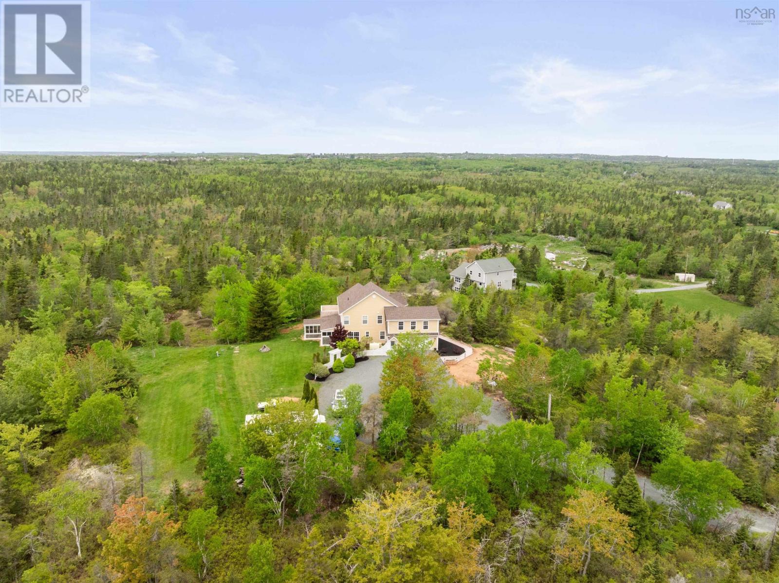 1021 Bissett Road