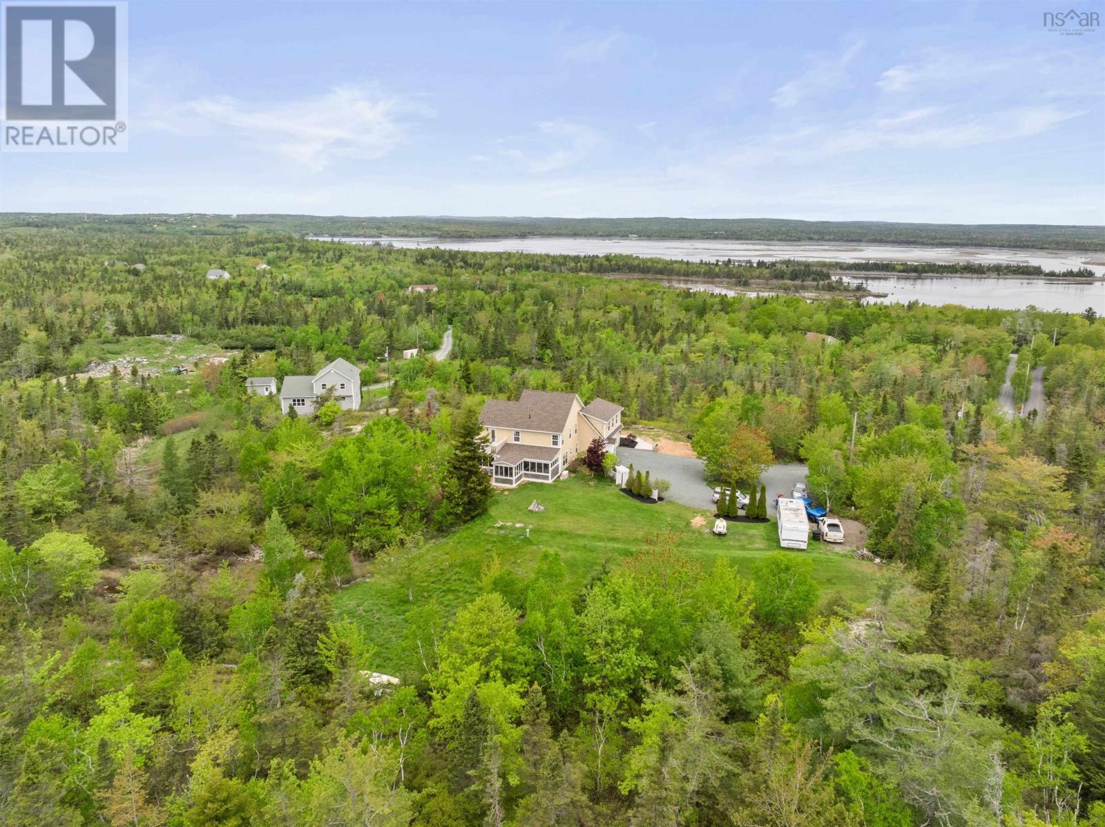 1021 Bissett Road