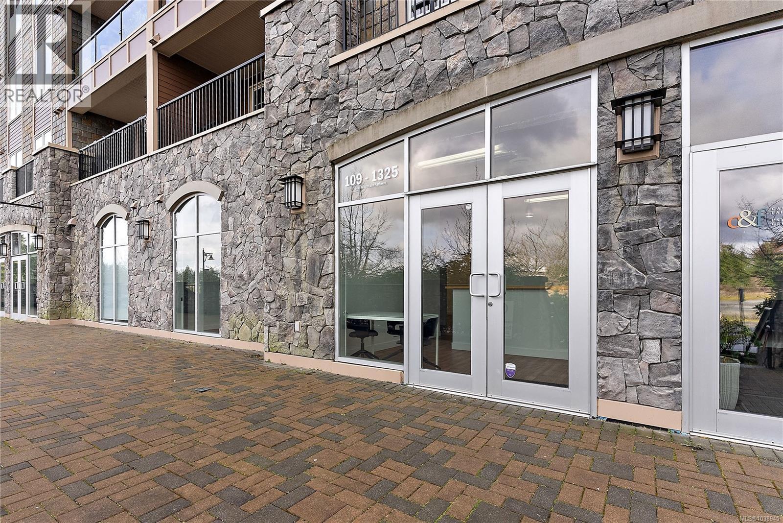 109 1325 Bear Mountain Pkwy
