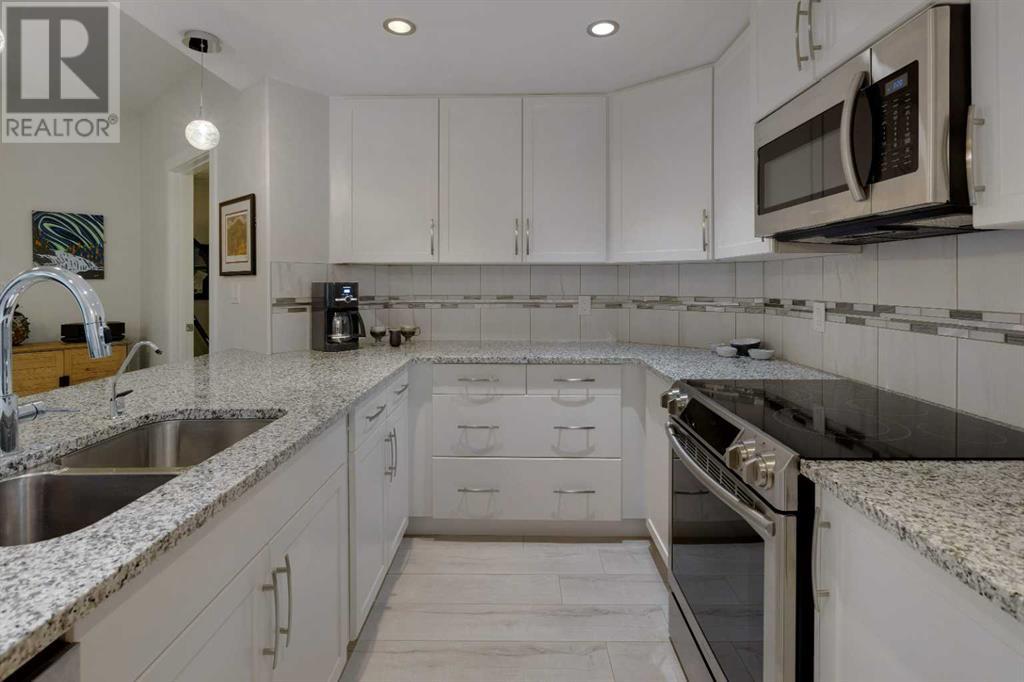 109, 32 Varsity Estates Circle NW