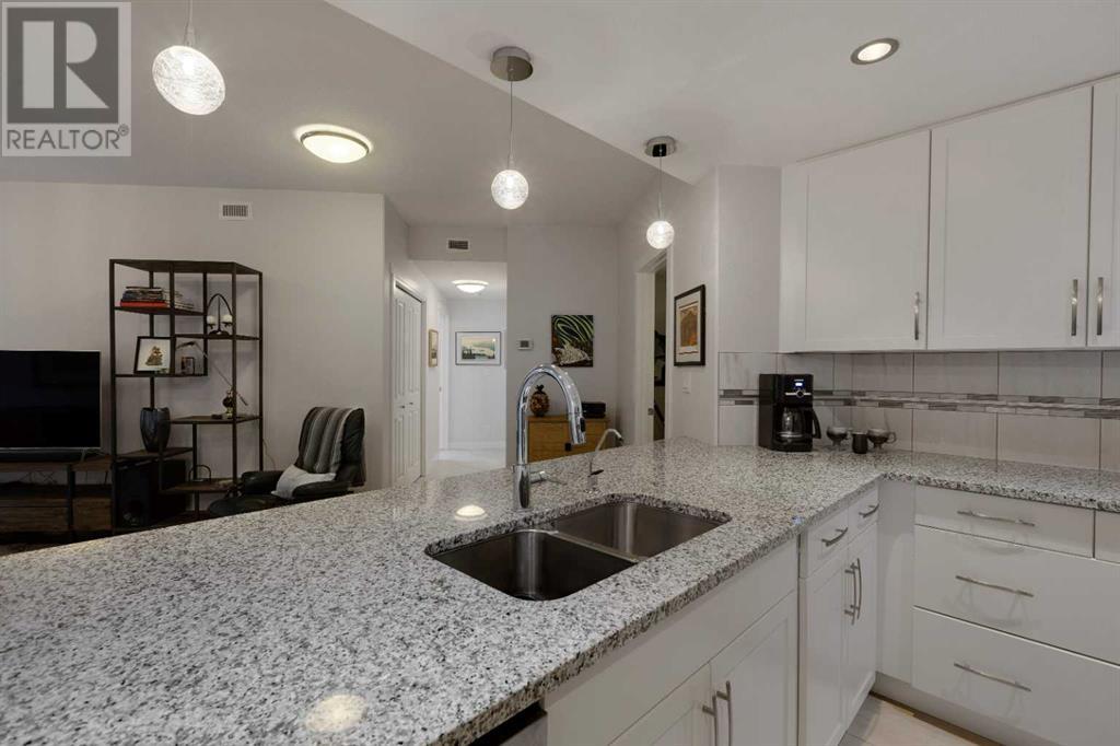109, 32 Varsity Estates Circle NW