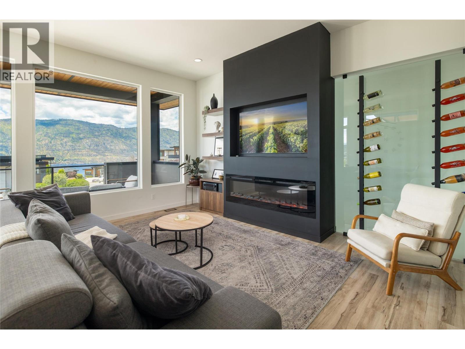 9499 Ledgestone Road