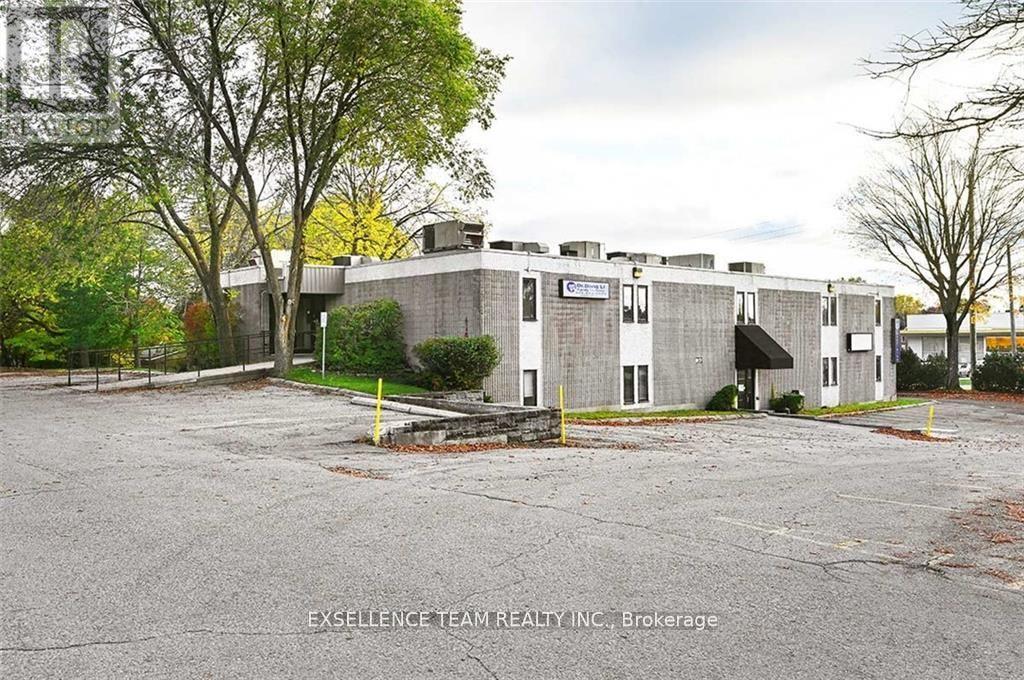 309 UNIT 205 PARK STREET N