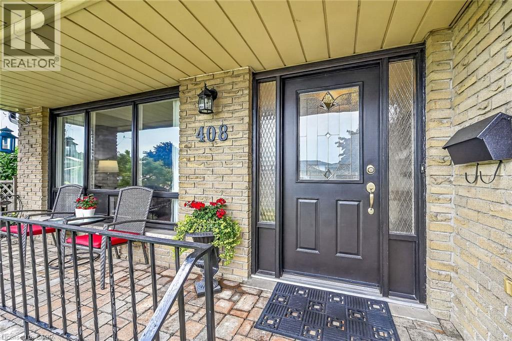408 REXFORD Drive