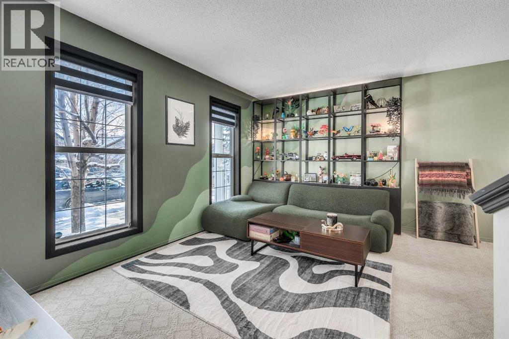 165 Everstone Drive SW