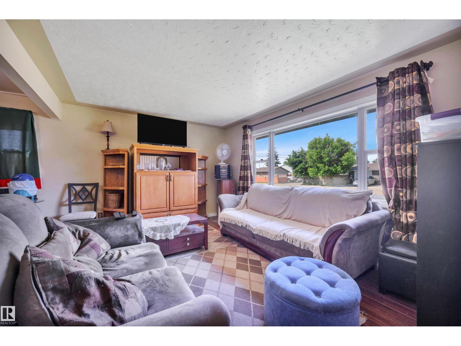 13411 112 ST NW