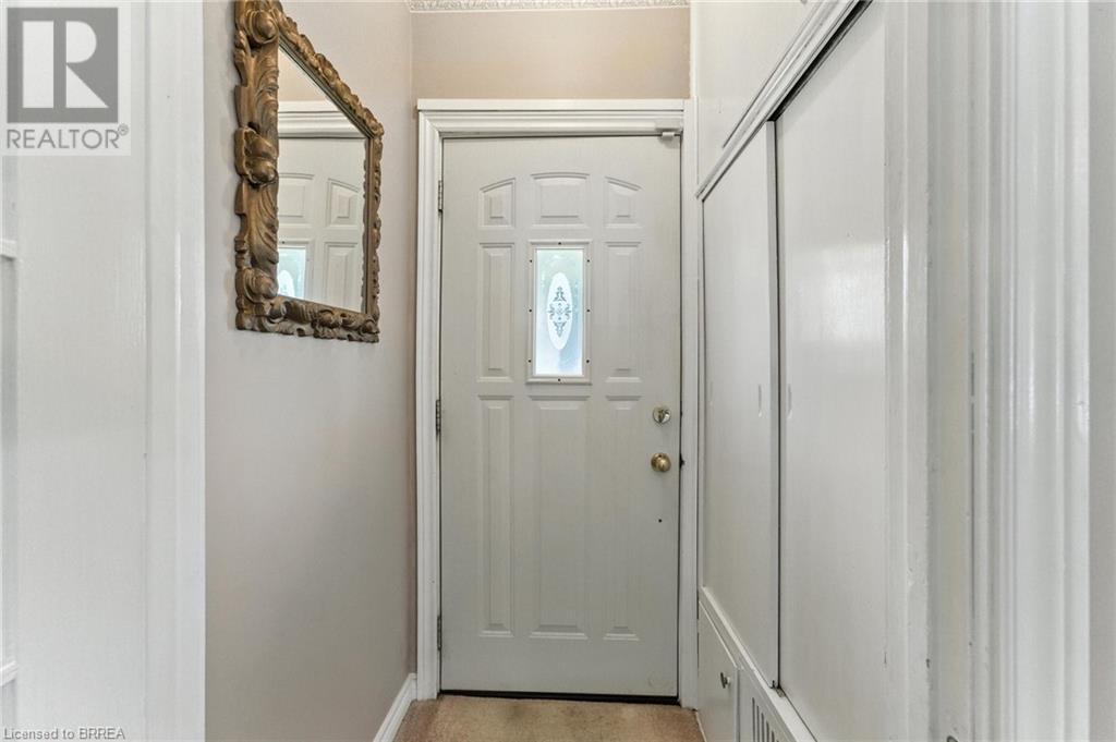 31 MINTERN Avenue