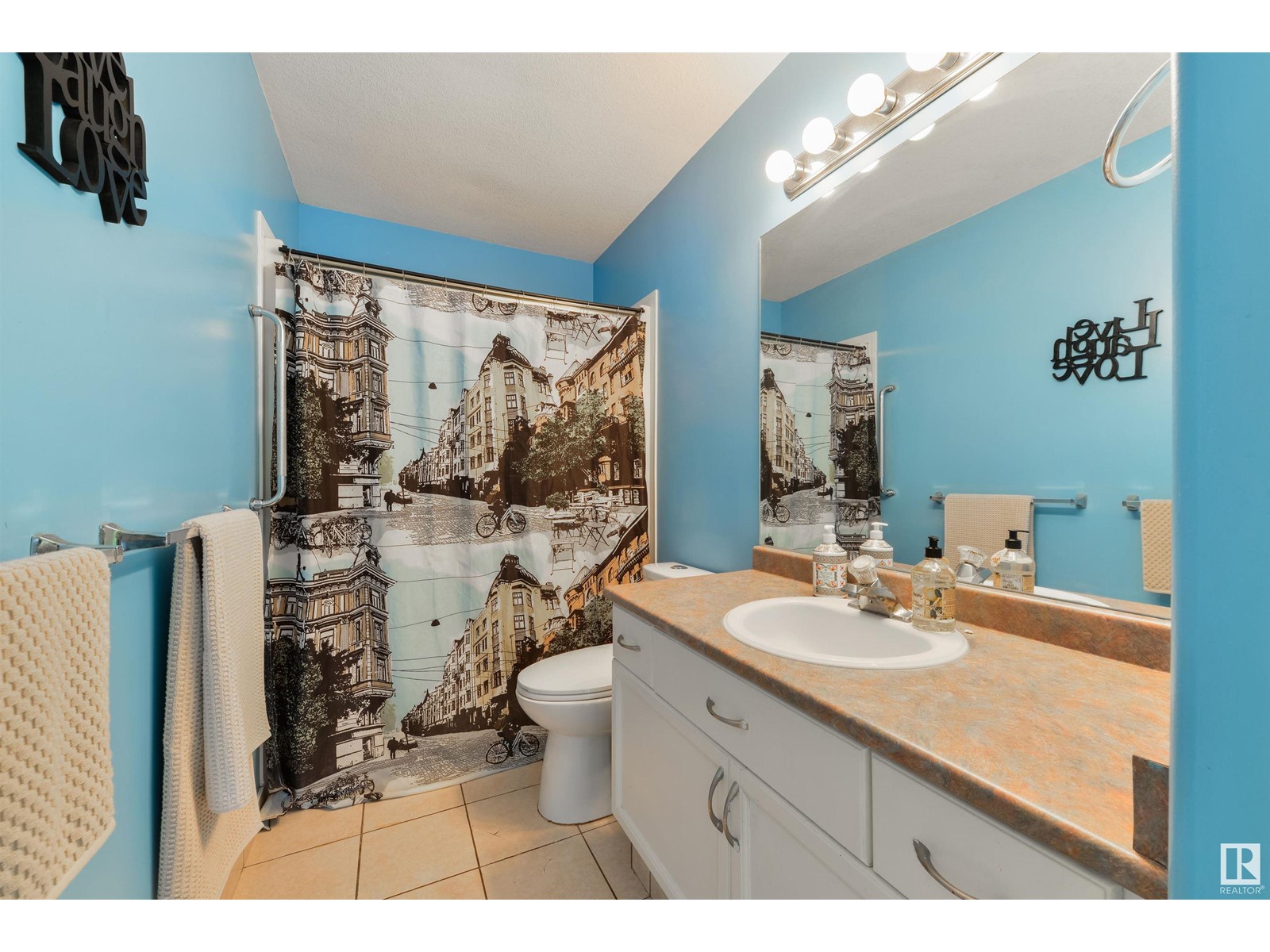 2904 151A AV NW