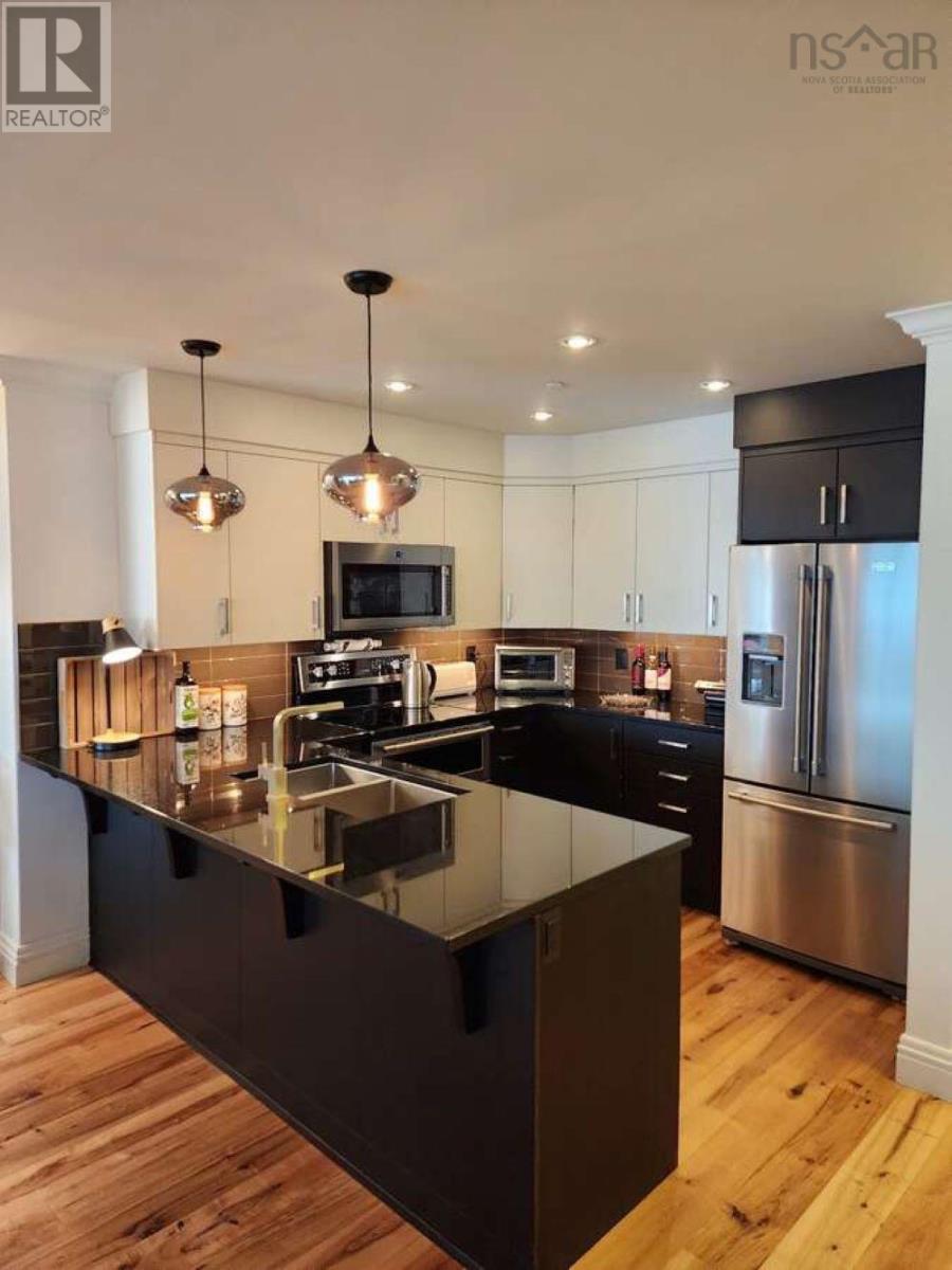 1207 1445 South Park Street