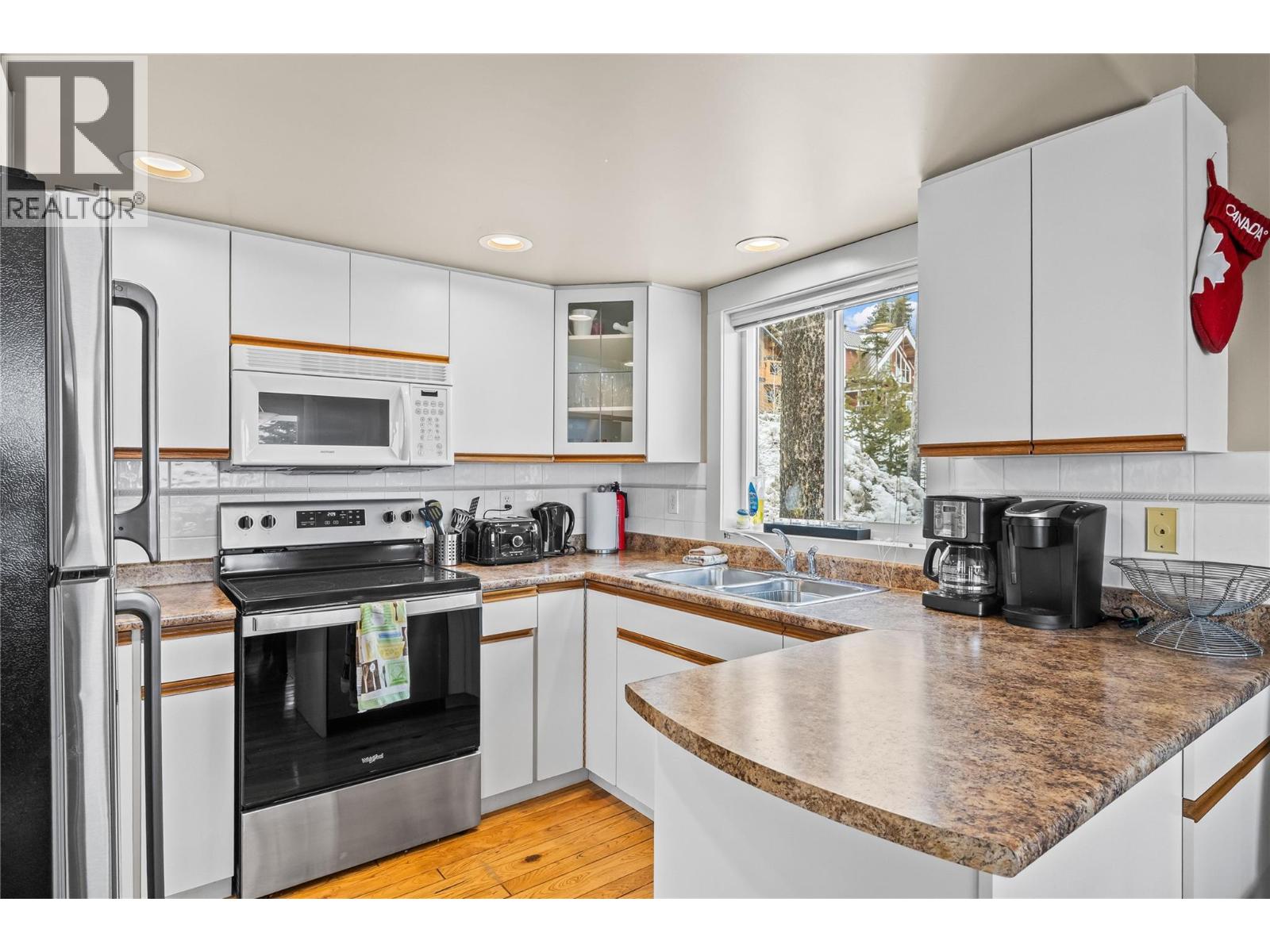 4857 Snow Pines Road