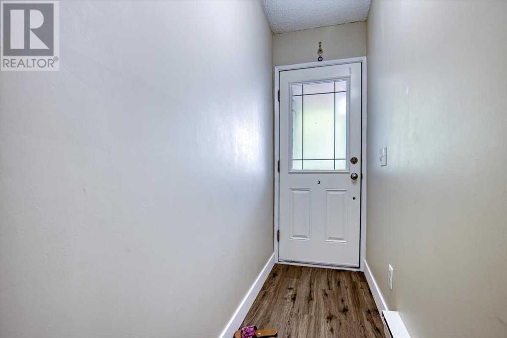 203, 2200 Woodview Drive SW