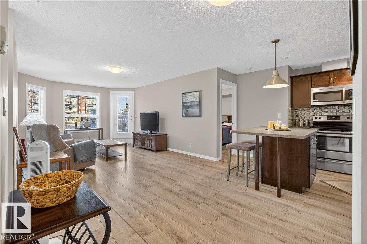 #120 396 SILVER BERRY RD NW