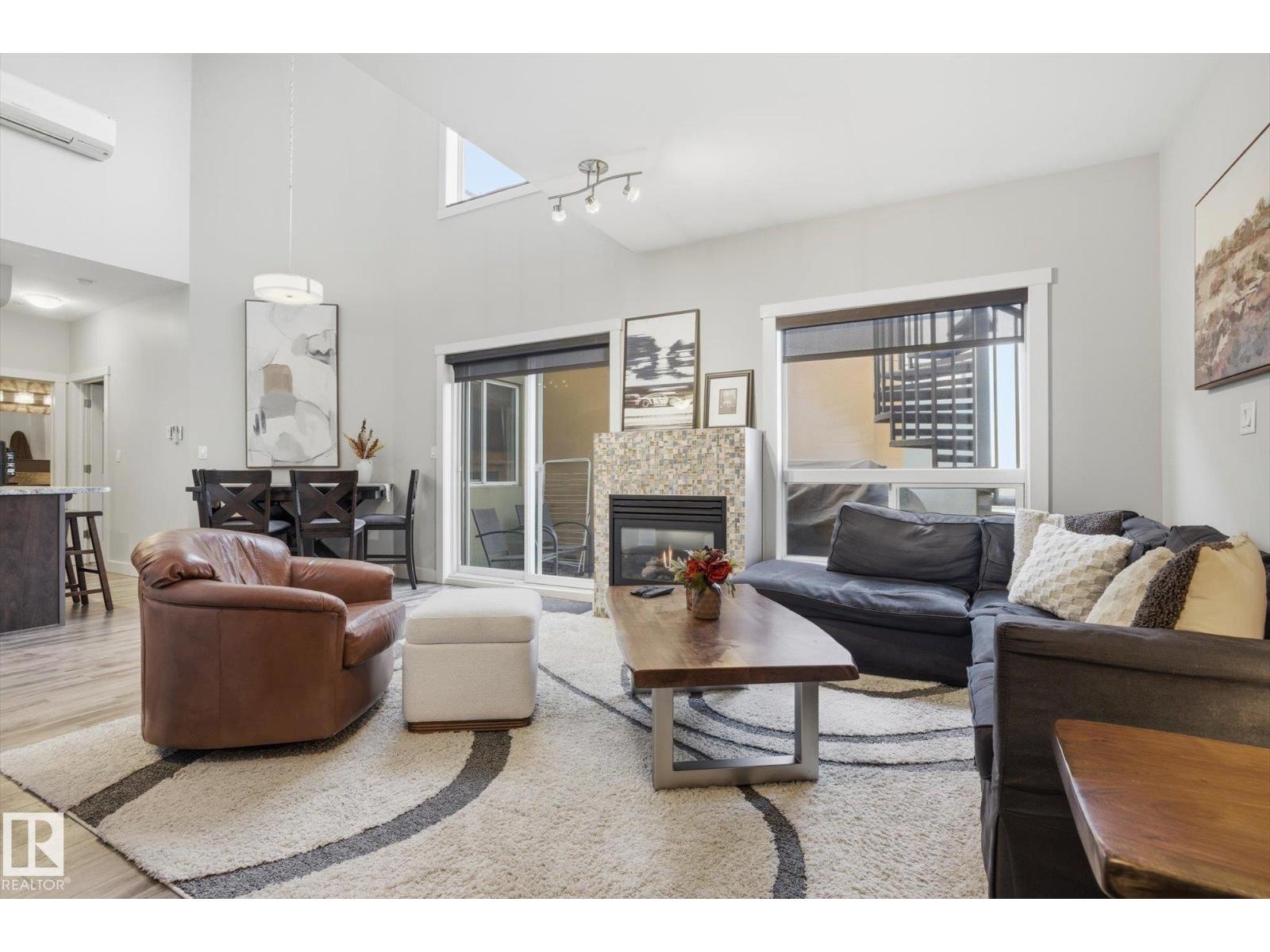 #618 10235 112 ST NW