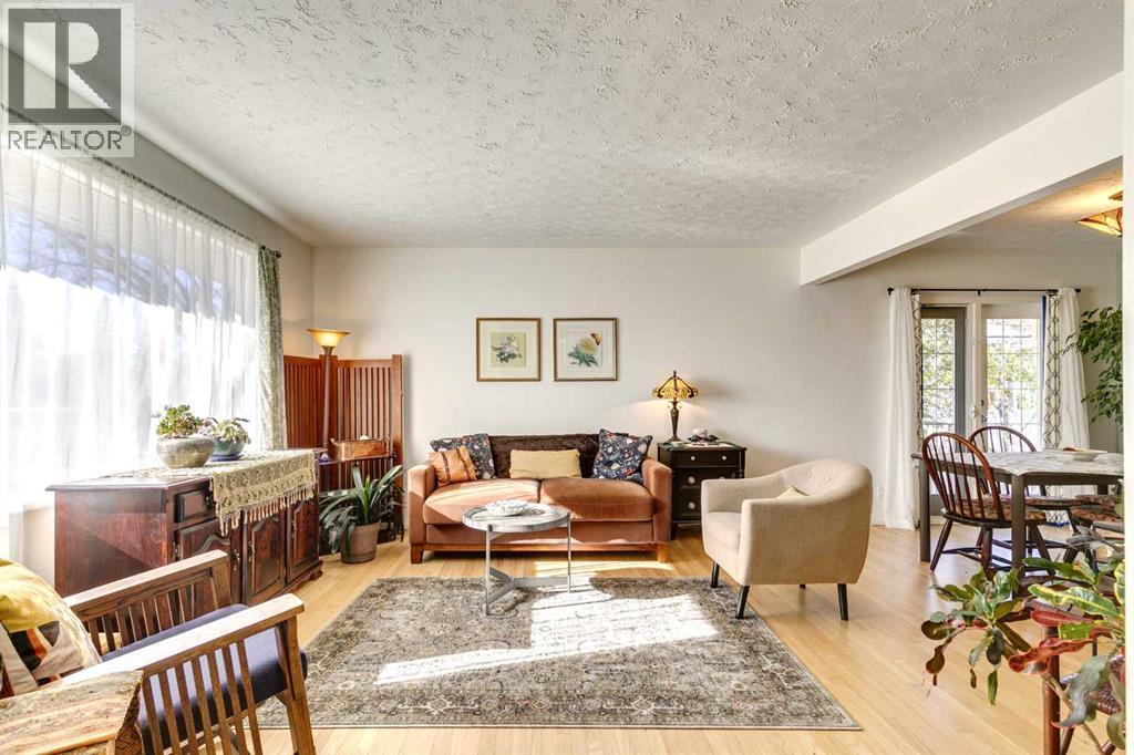 4736 Worcester Drive SW