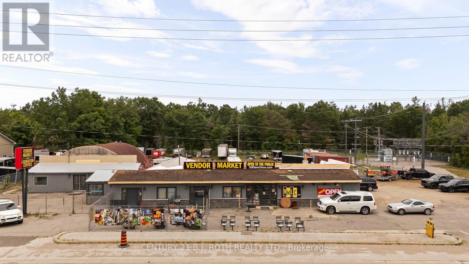 Photo 1 of 4 — UNIT 4 - 1285 BAYFIELD STREET N Unit Unit 4, Springwater (Midhurst), ON L9X0P1