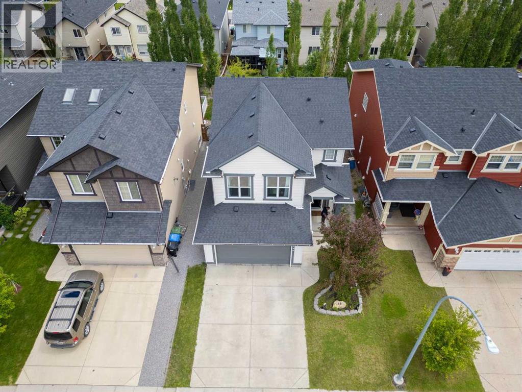 158 Silverado Bank Circle SW