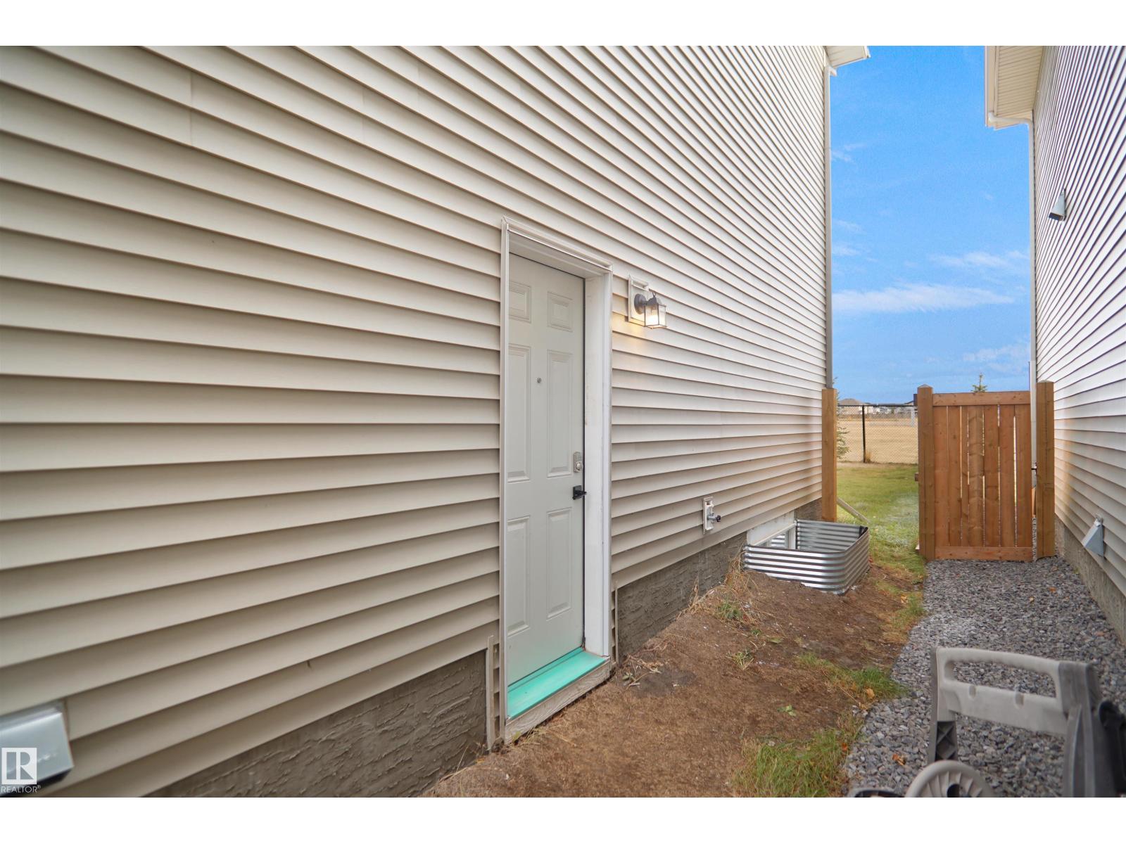 17203 64 Street NW NW