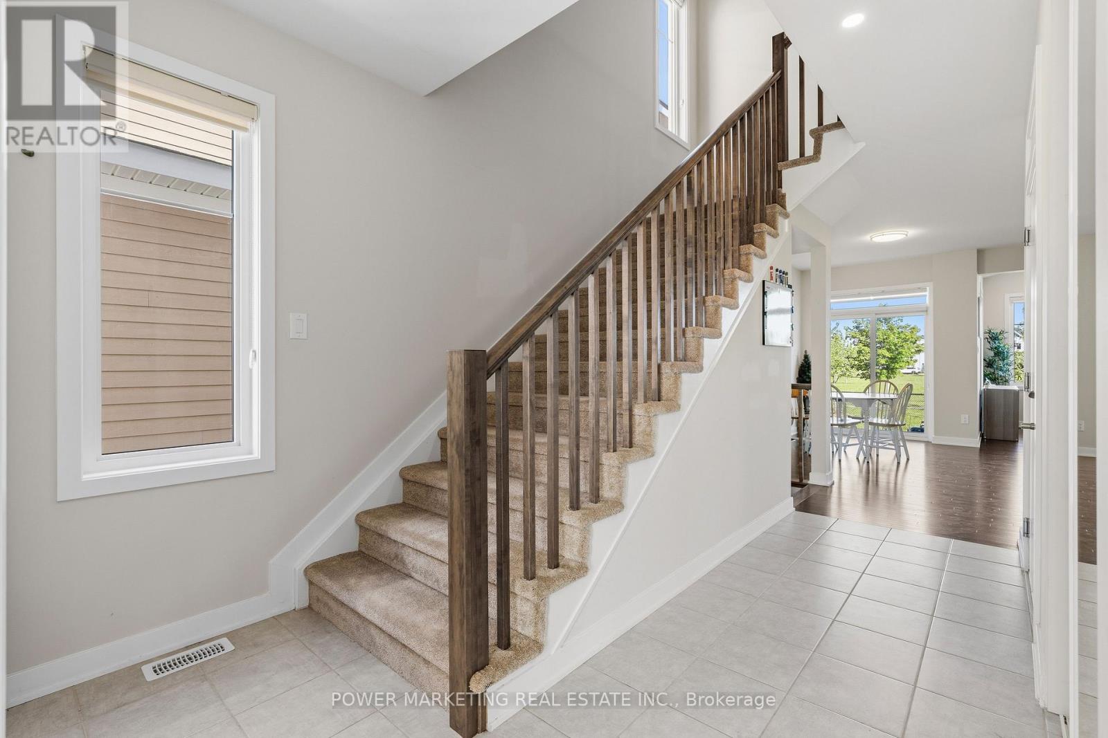 129 HACKAMORE CRESCENT