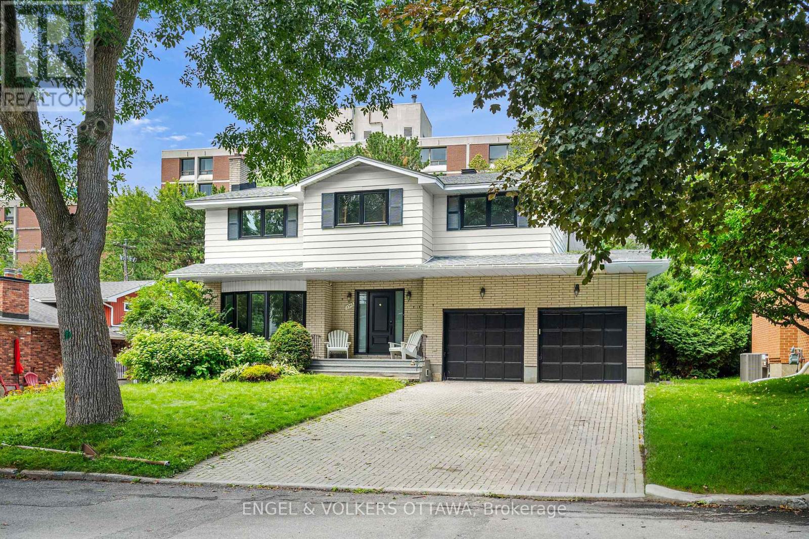 2343 WHITEHAVEN CRESCENT
