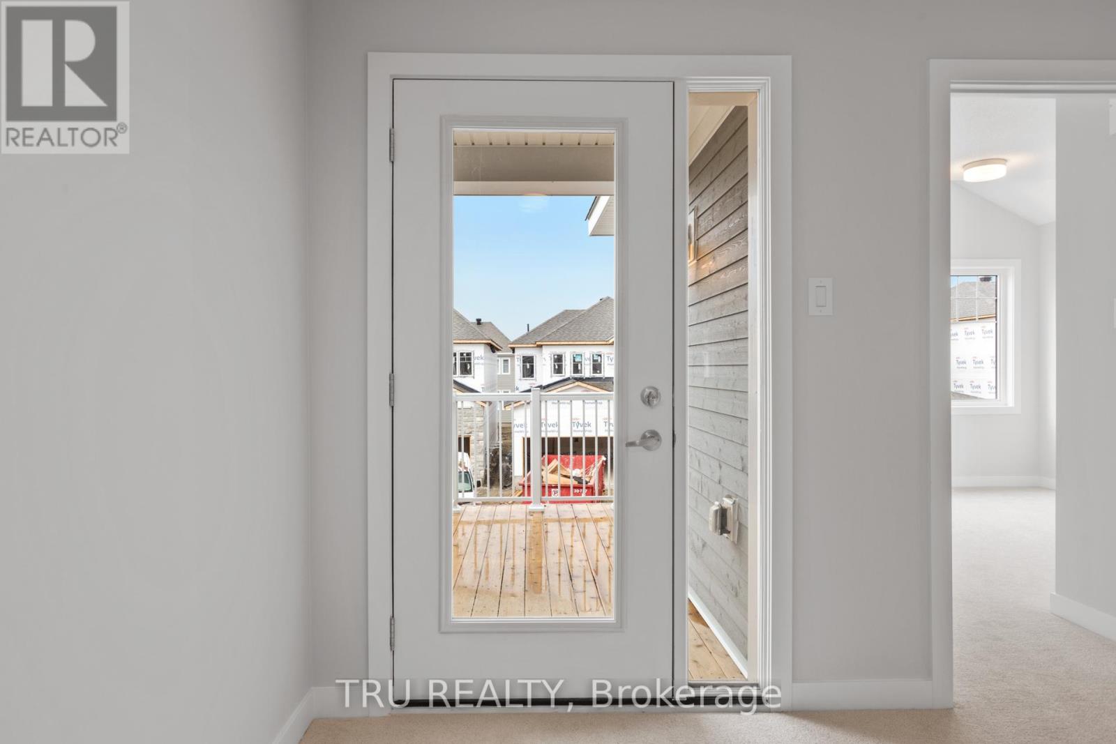 75 HACKAMORE CRESCENT