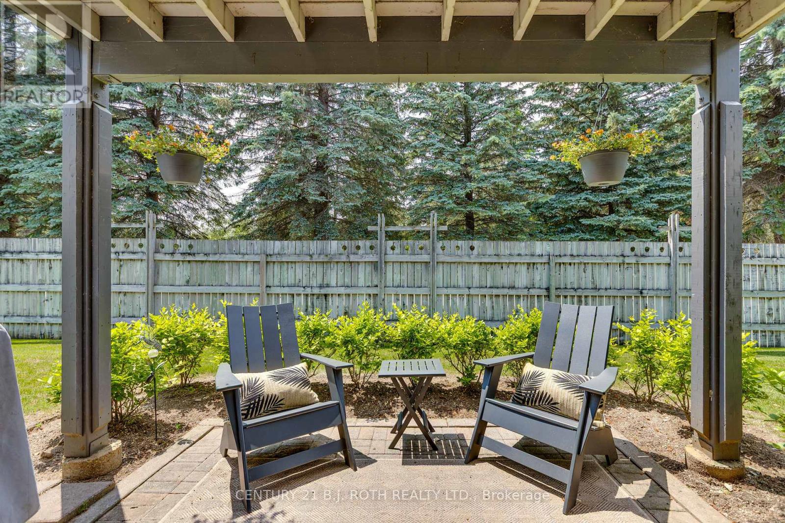 288 MARINERS WAY
