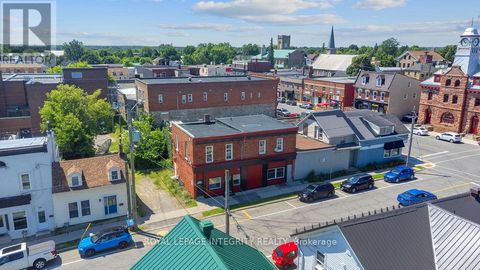 34 MARKET STREET N Smiths Falls ON K7A2E6