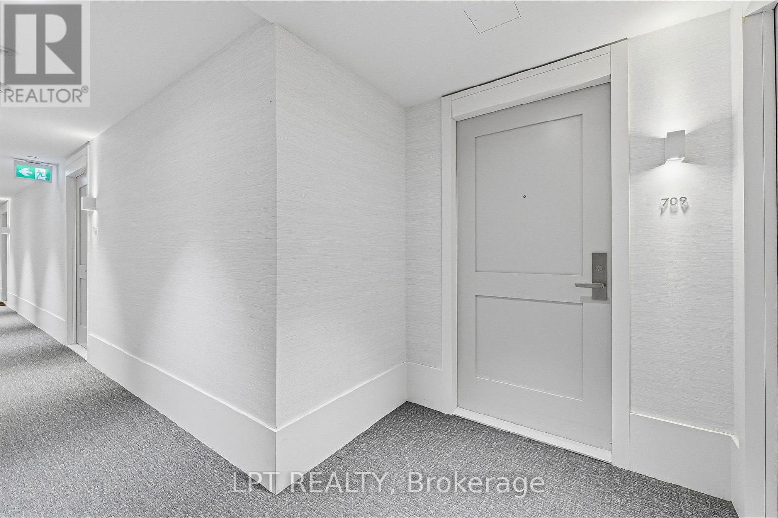 709 - 10 GIBBS ROAD