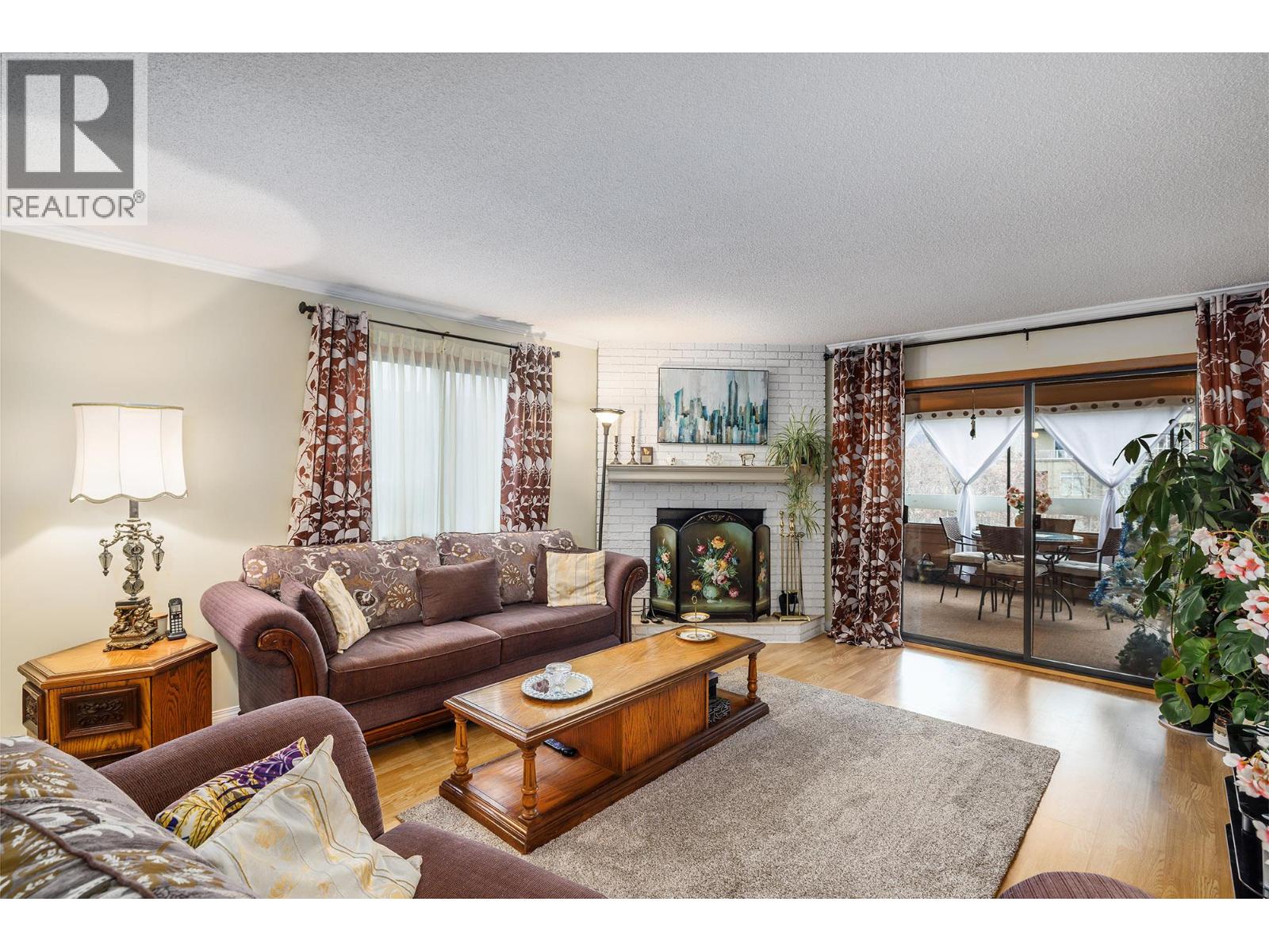 1035 Bernard Avenue Unit# 214 Lot# 29