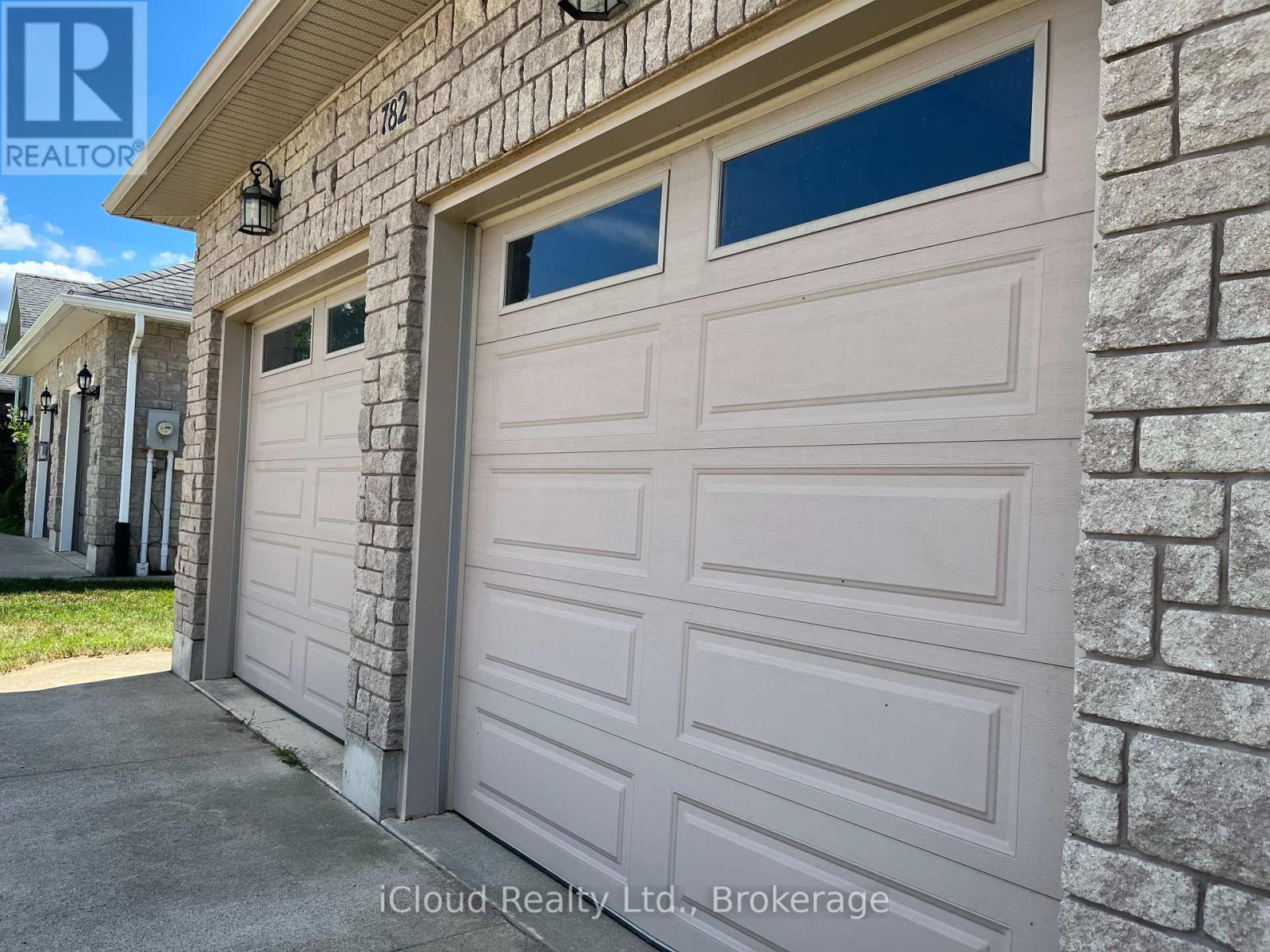 782 BRENTWOOD DRIVE