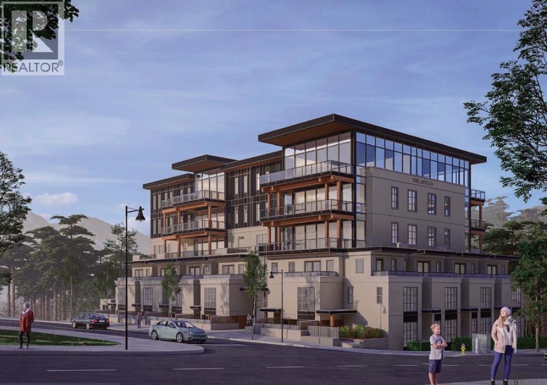 1810 Hilltop Crescent