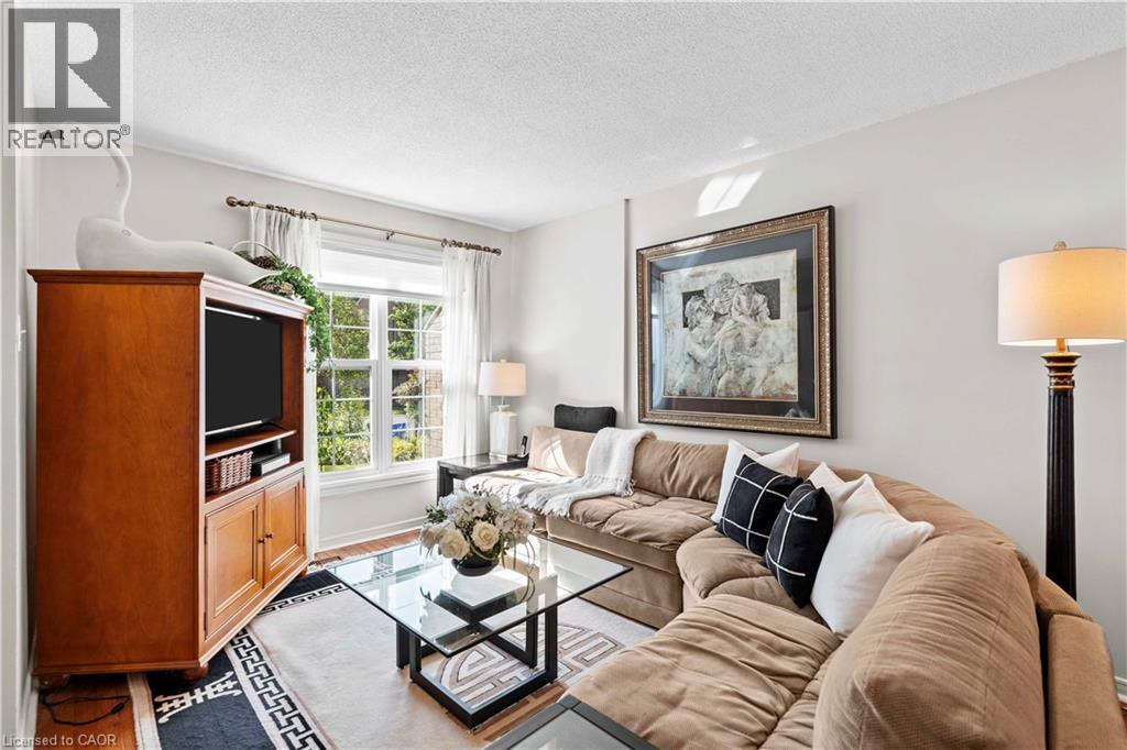 2272 MOWAT Avenue Unit# 56
