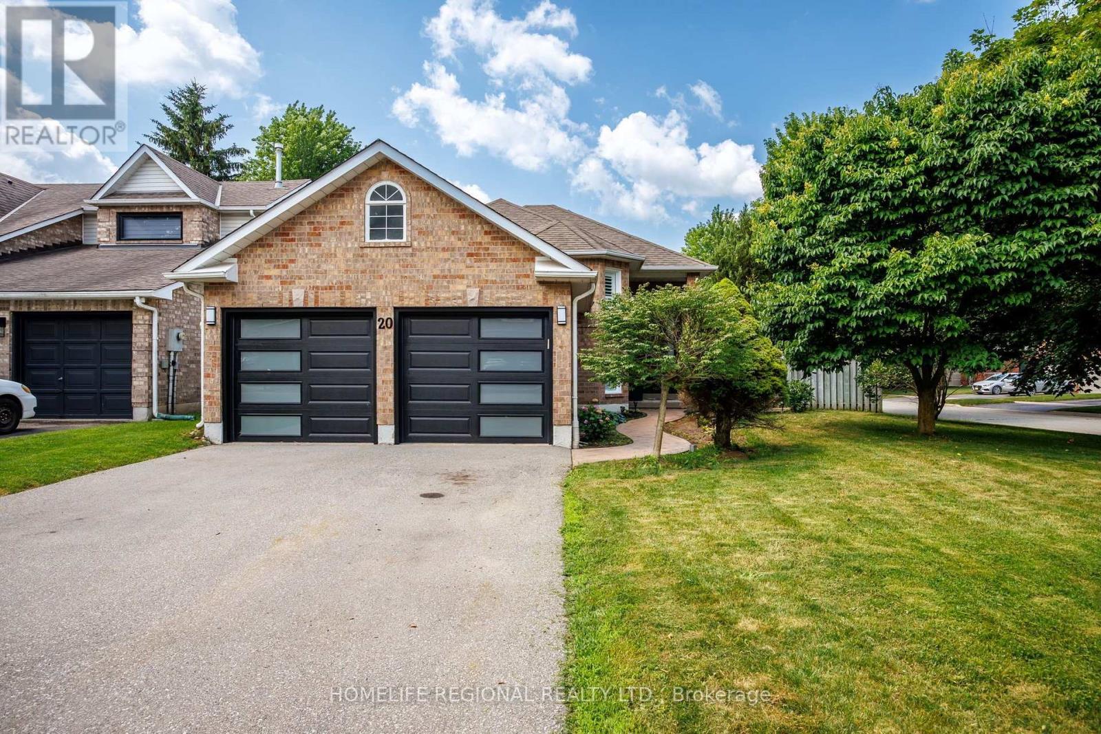 Photo 1 of 40 — 20 RUDDELL CRESCENT, Halton Hills (Georgetown), ON L7G5N4