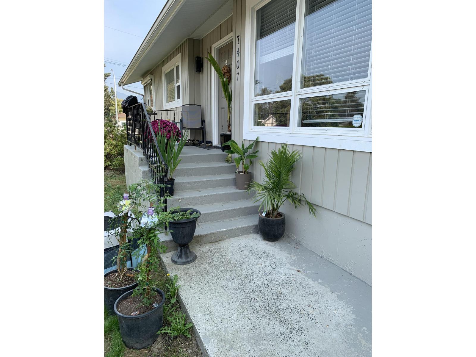 7407 CRESTWOOD DRIVE|Sardis West Vedder