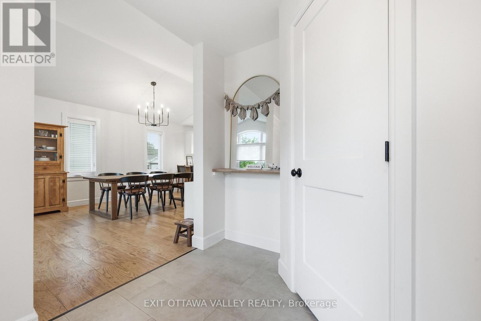 1038 BEATTY CRESCENT