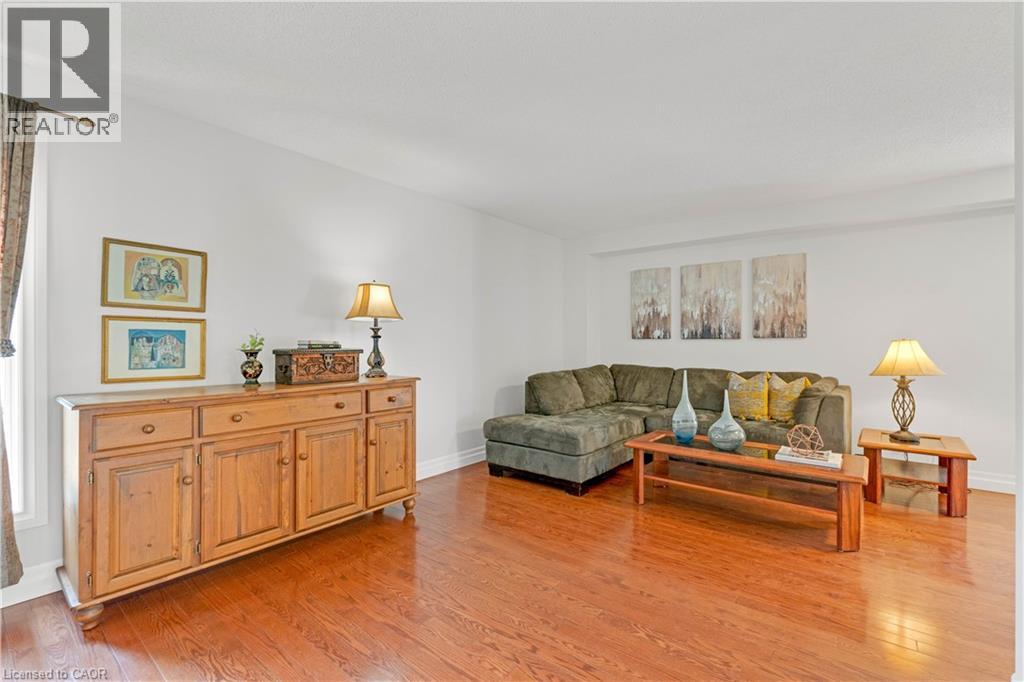 1471 PICKWICK Drive