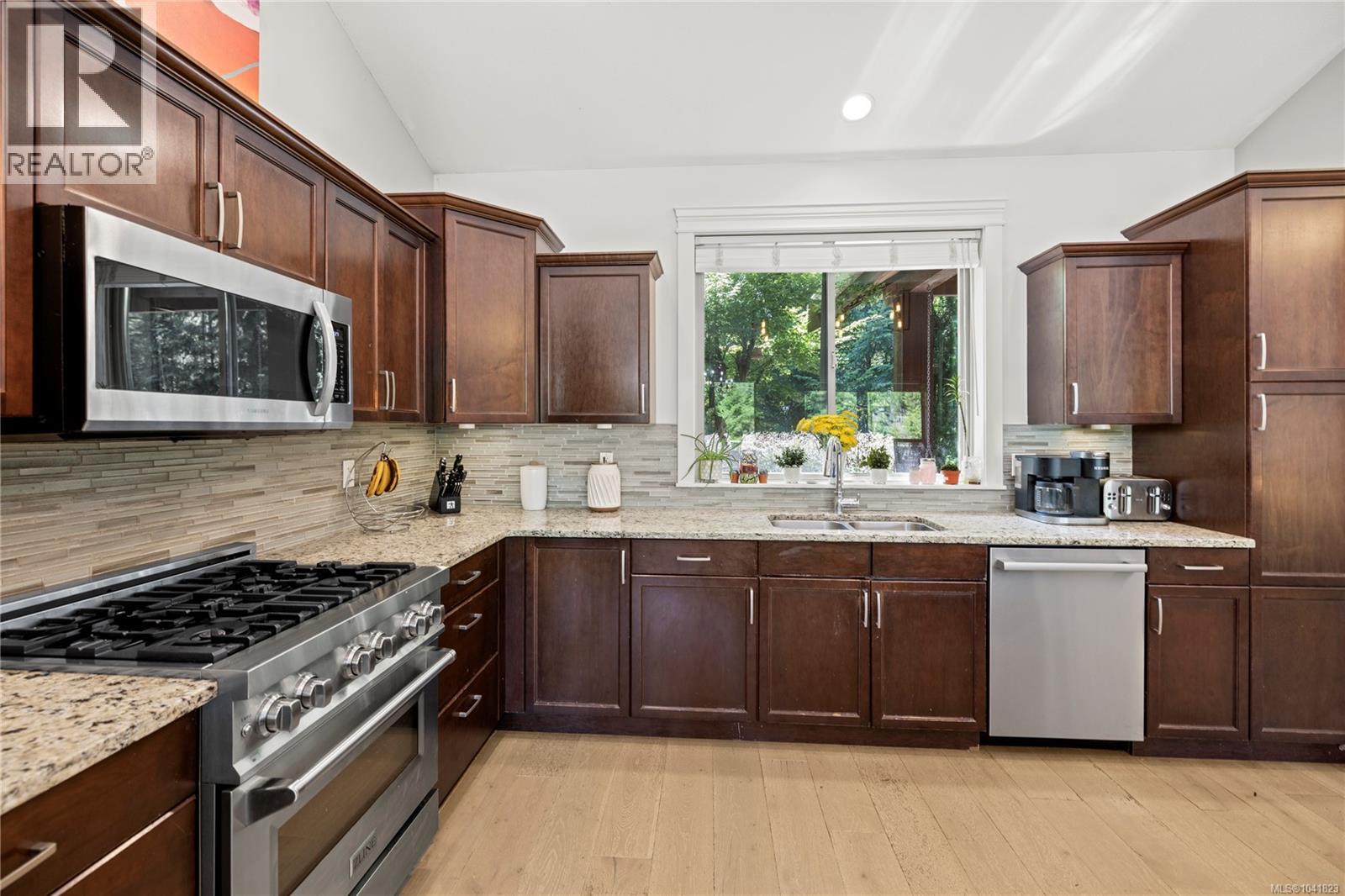 1755 Galvin Pl