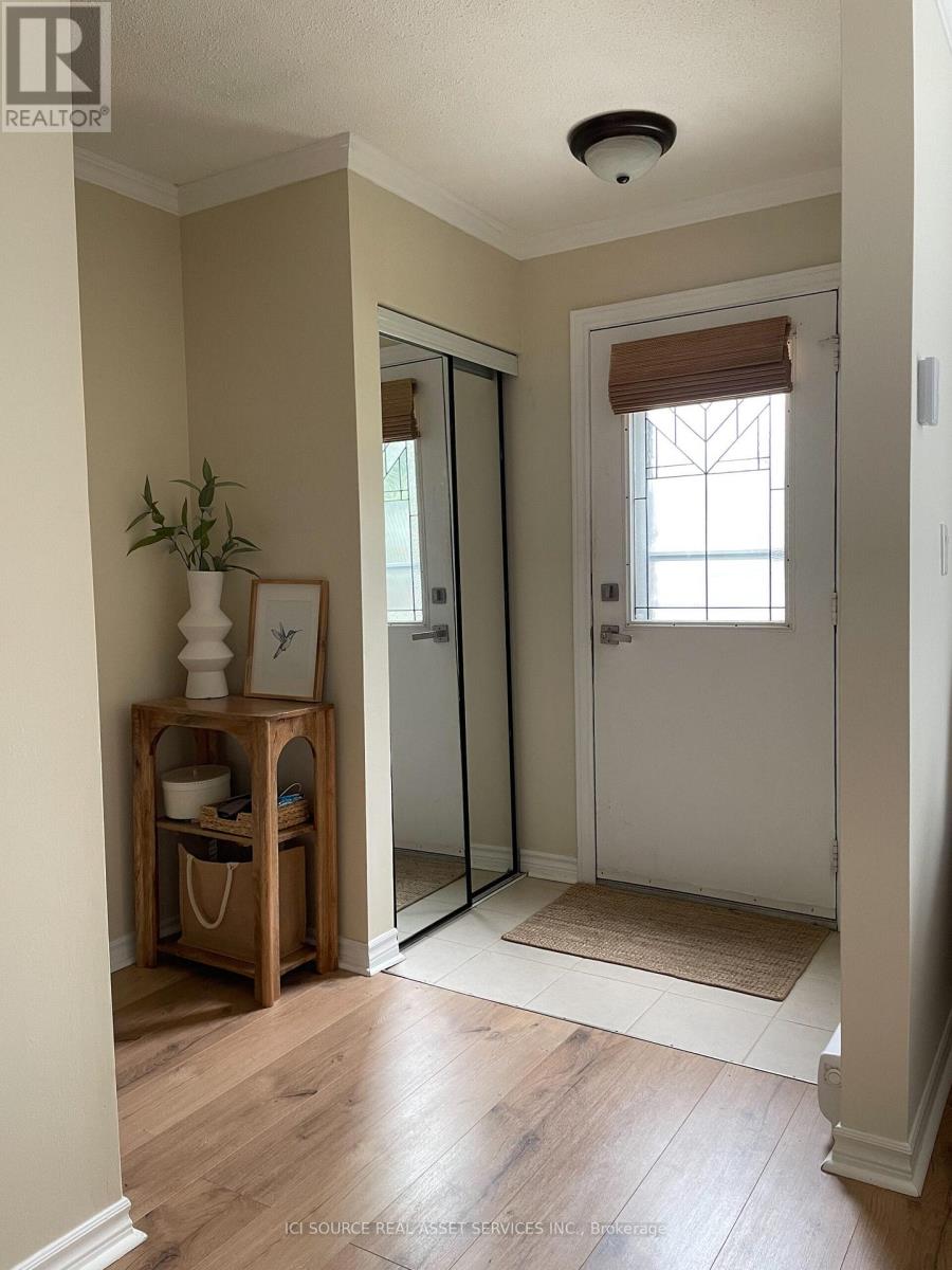 157 ROSEMUND CRESCENT