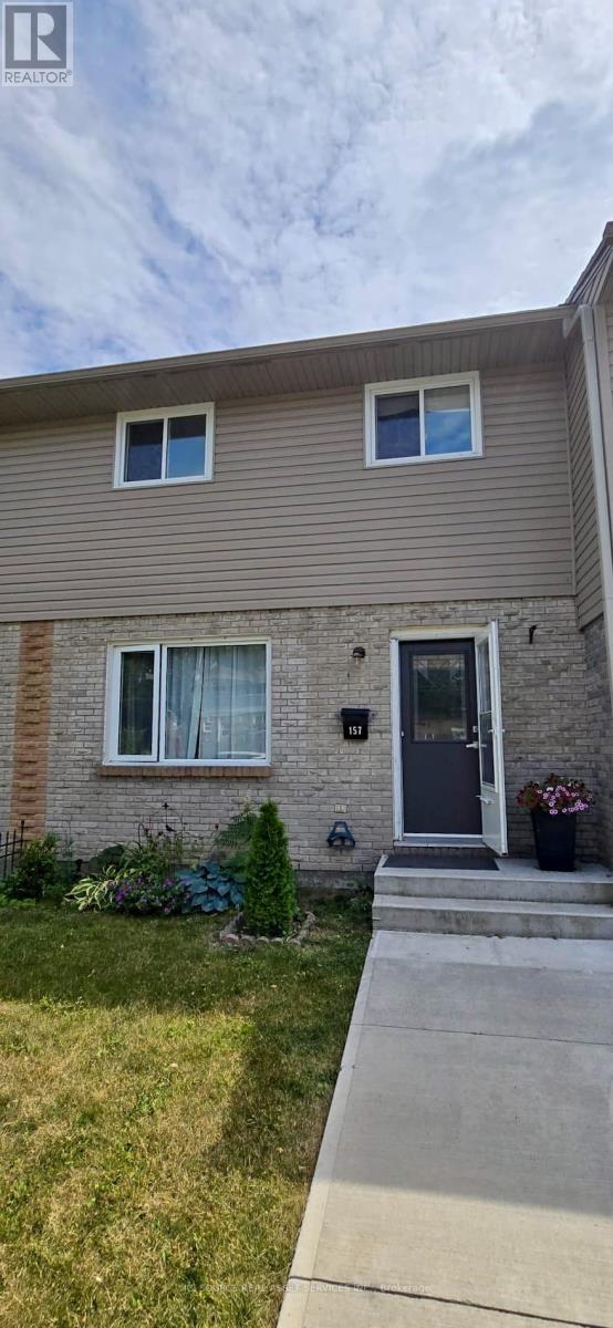 157 ROSEMUND CRESCENT