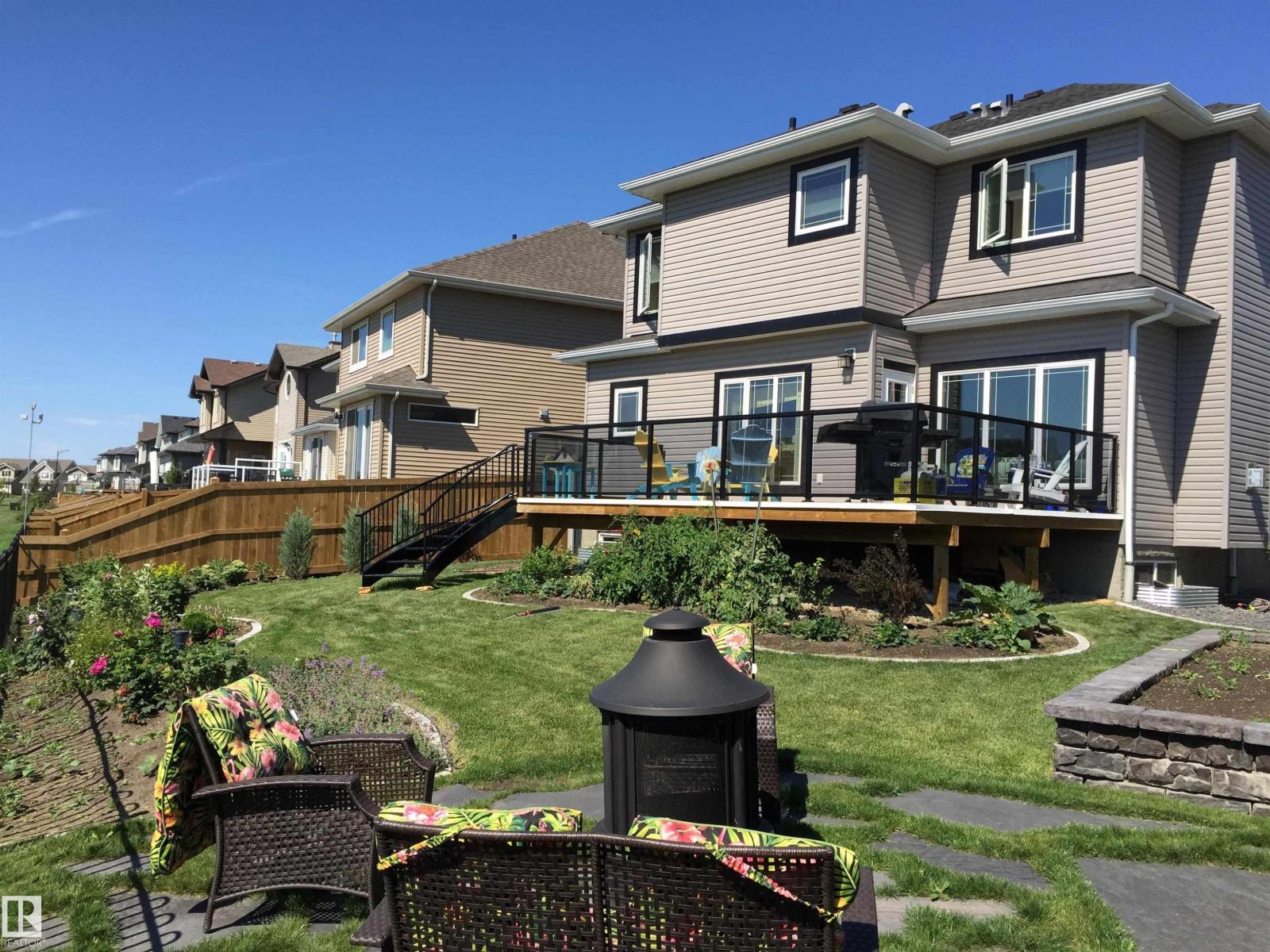 15807 11 AV SW SW