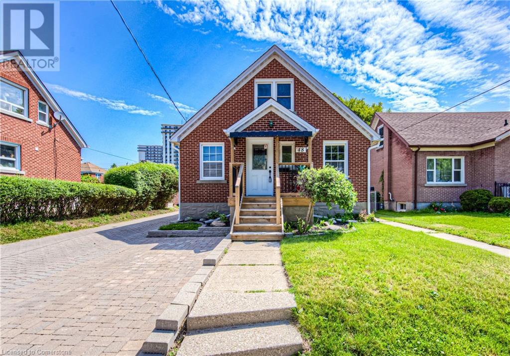48 ELLIS Avenue