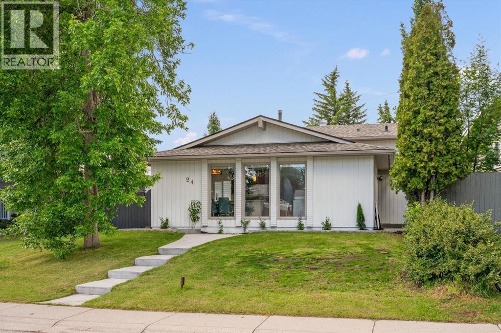 24 Midglen Drive SE