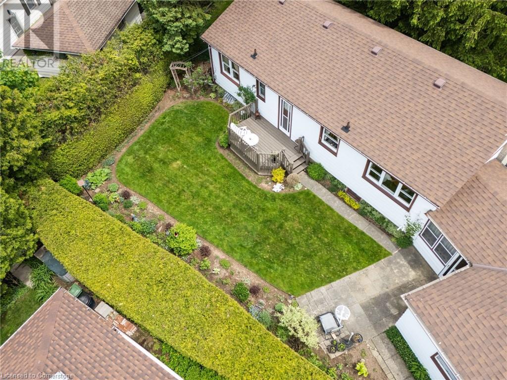 12 CARRINGTON Court