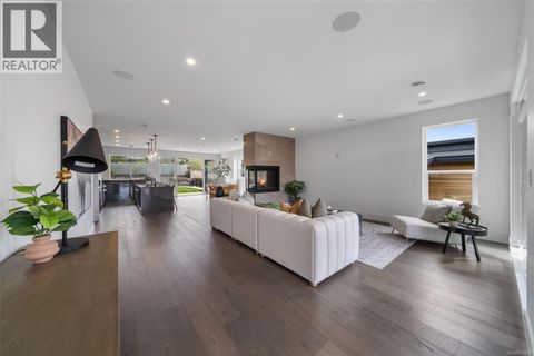 1221 Viewtop Rd Duncan BC V9L0H7