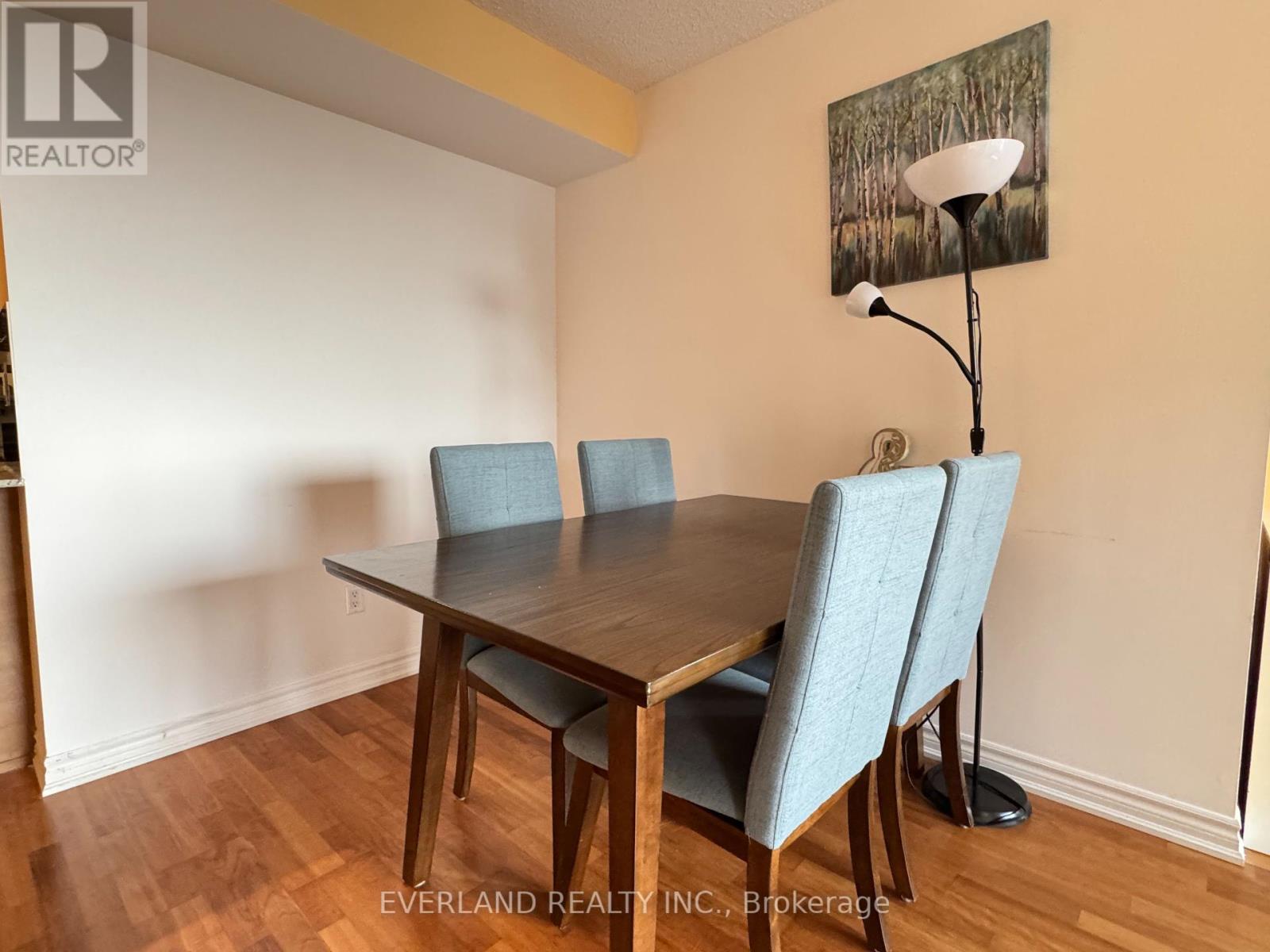 3009 - 761 BAY STREET