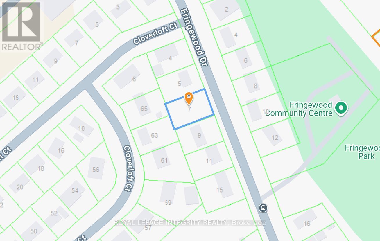 7 FRINGEWOOD DRIVE